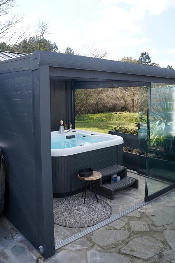 B&B Het Duinhuisje Met Jacuzzi, Gratis Parkeren, 2 Fietsen Te Leen, Airco Зандворт Екстер'єр фото